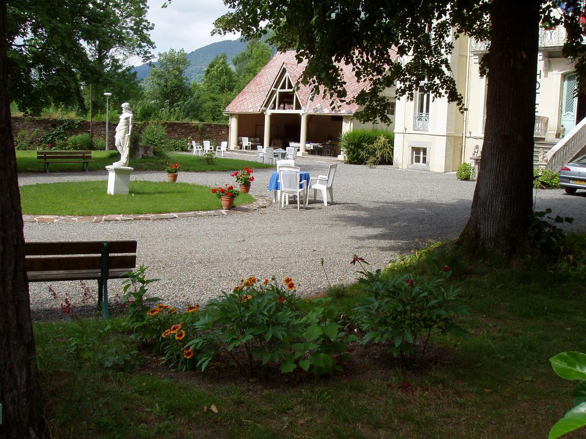 Bagnères-de-LuchonCastel De La Pique住宿加早餐旅馆 外观 照片