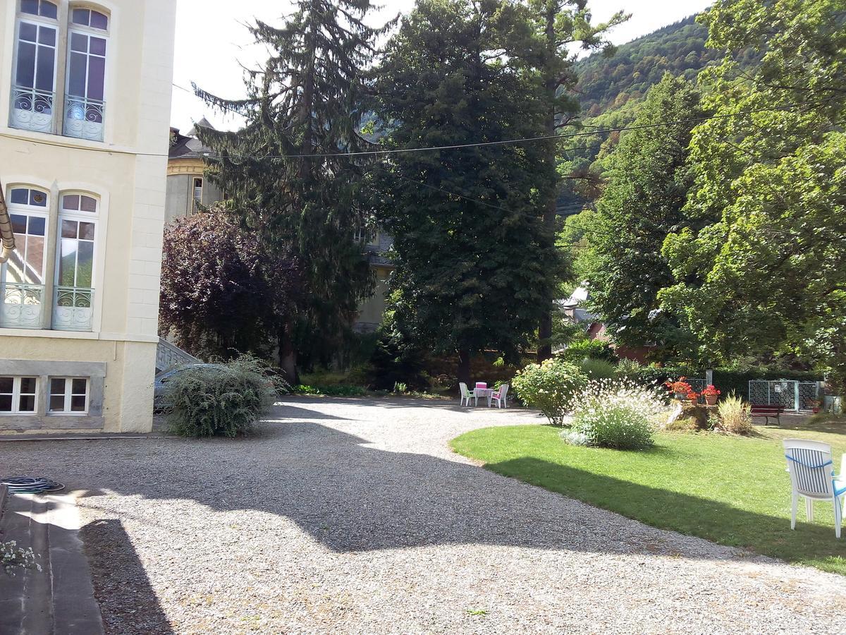 Bagnères-de-LuchonCastel De La Pique住宿加早餐旅馆 外观 照片