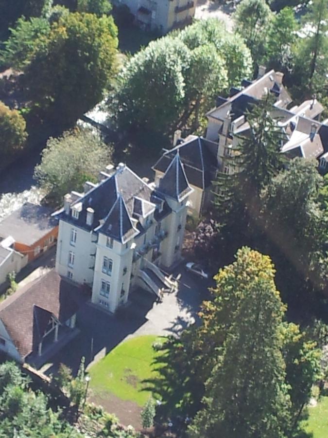 Bagnères-de-LuchonCastel De La Pique住宿加早餐旅馆 外观 照片
